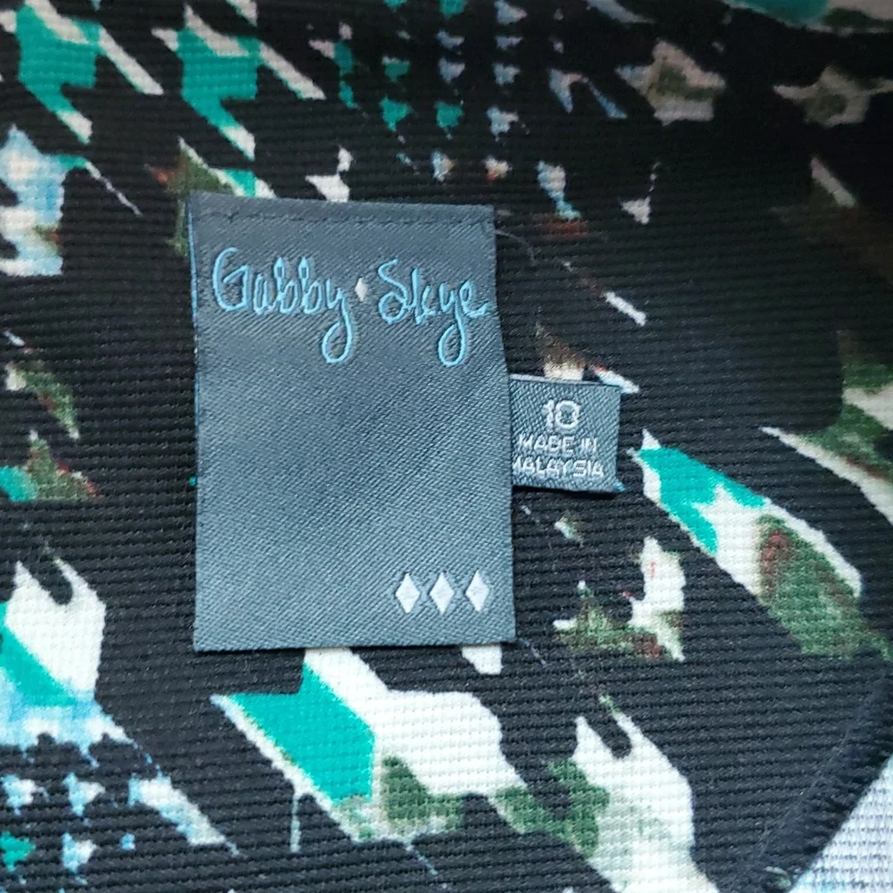 Gabby Skye Black Multicolor Elegant Dress. Size 10. - Picture 7 of 10